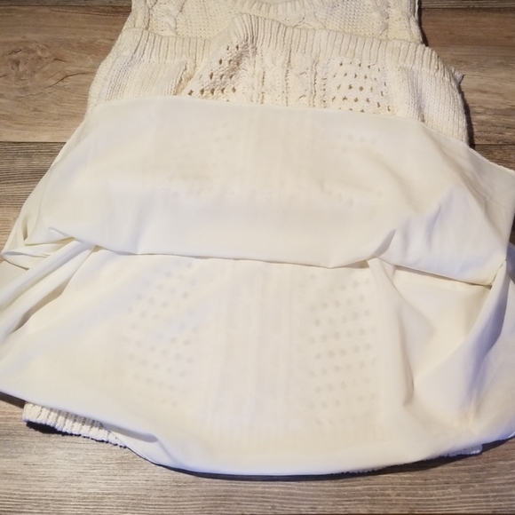 Moth (Anthropologie) sleeveless knitted top - Picture 4 of 8